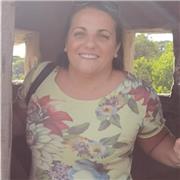 Laureata in Scienze della formazione, 3 liv. LIS. Supporto elementari e medie